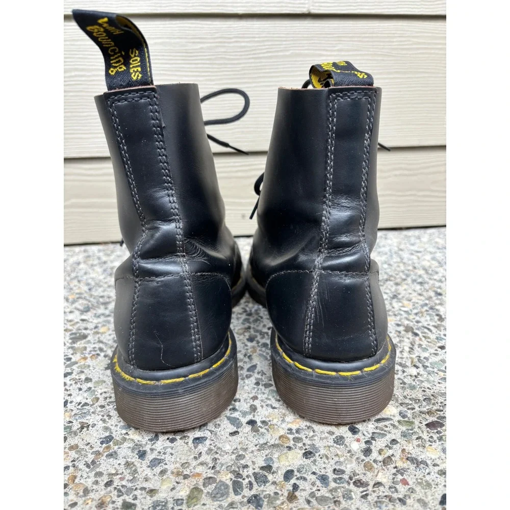 Dr.‎ Martens 1460 Men's Smooth Black Leather 8 Eye Combat Boots Yellow Stitching